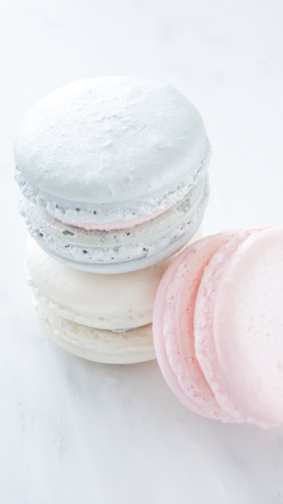 french-macaron-cookies-36-pink-silver-shimmer-trio-macaroons