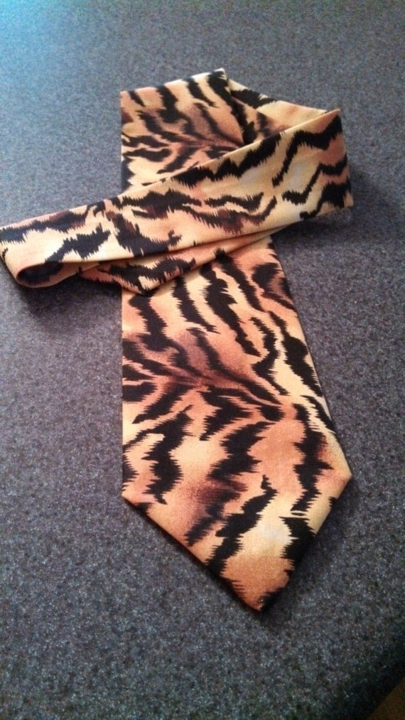 Novelty Men's Necktie with Tiger print/ Mens tie/ Tiger