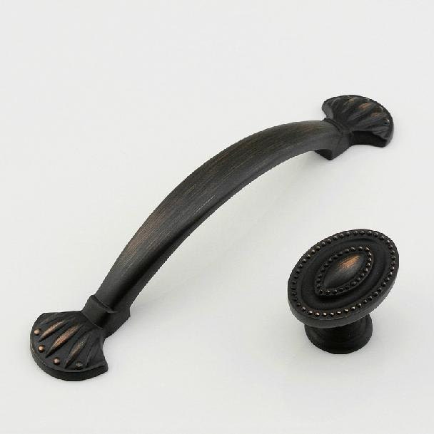 Chic rustic knobs pulls /Drawer Pull / Dresser Pulls Knobs