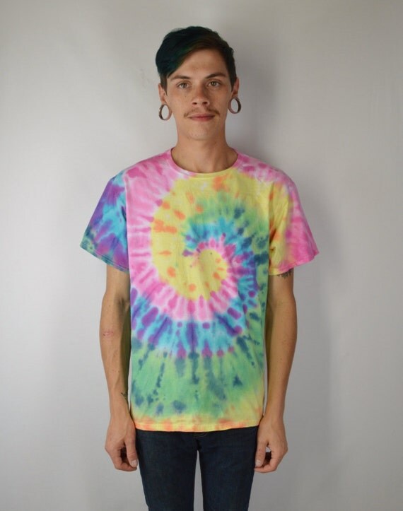 Pastel Tie Dye Shirt Men Large Spiral Hippie Soft by gothwave