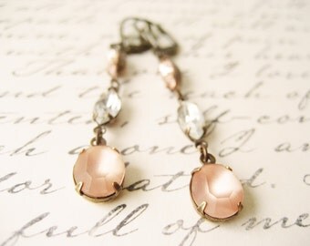 Blush bridal earrings, Wedding jewelery, Soft pink dangle earrings, Vintage style - ROSE PETAL