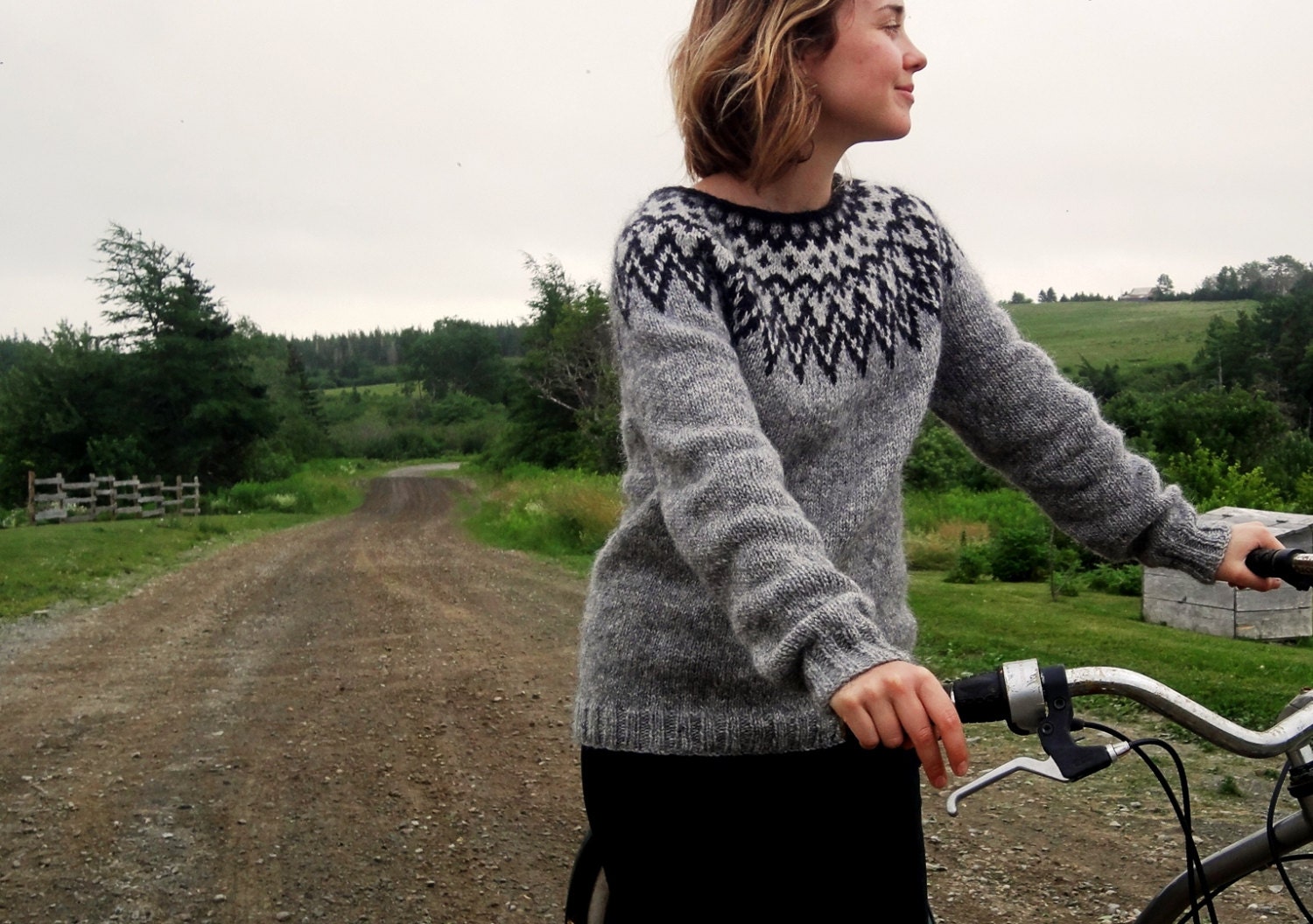 Icelandic Sweater / Lopapeysa Women Hand Knit in by Waysofwoodfolk