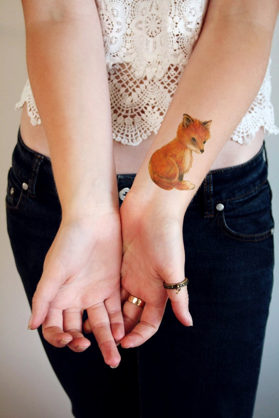 Mignon petit tatouage temporaire de la fox par Tattoorary ...