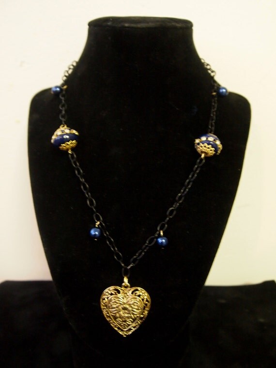 Items similar to Bluebell Sweetheart Necklace on Etsy
