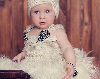 Baby Girl Hat, Baby Girl Flapper Hat, Girl Handmade Hat, Kids Hat, Girl Hat, Girl Hat, Baby Hat, Cream. Photo Props. Baby Gift.
