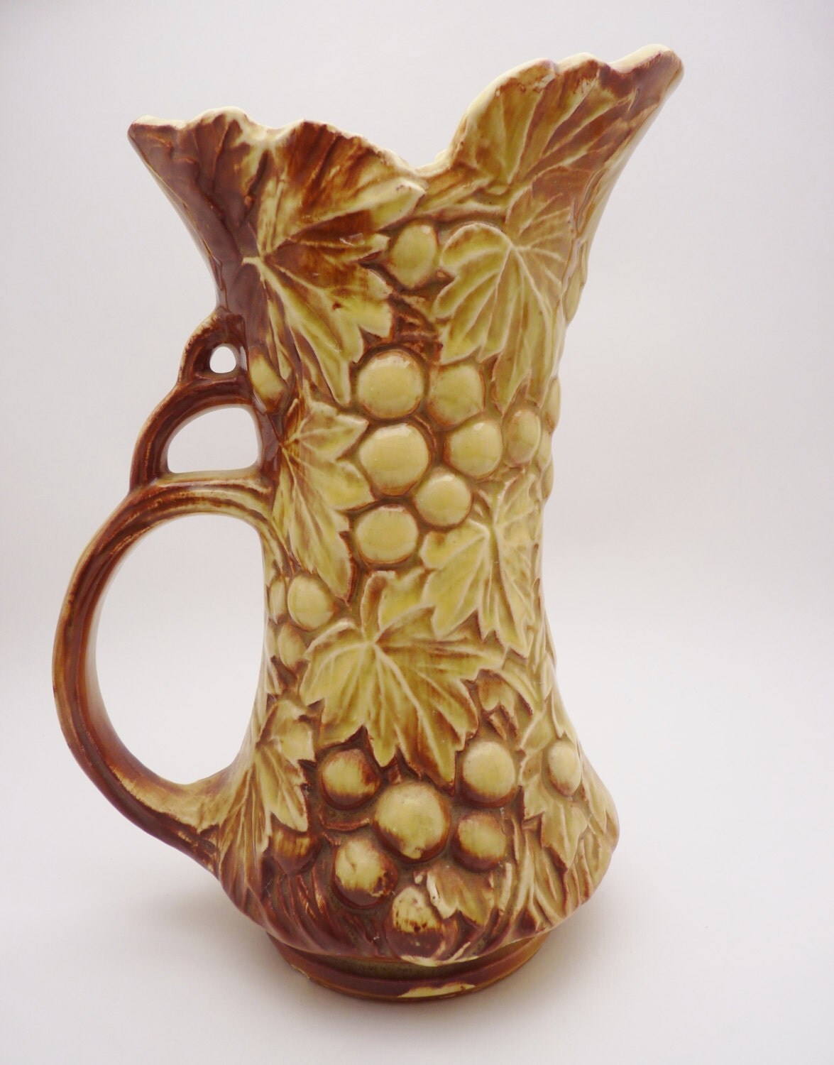 McCOY Pottery Grape Pitcher VASE Nelson by castawaycollectibles