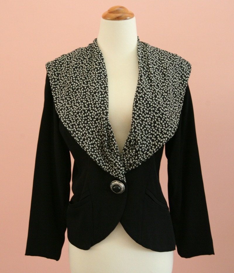 White blazer with black collar Shop black white notch collar jacket at Neiman Marcus, where you will find free shipping on the latest in fashion from top designers.