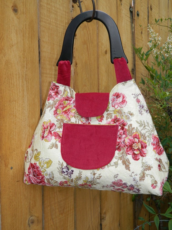 Rosy Garden Party Coquette Dressed Up Handbag with Wooden Handle and Snap Closure