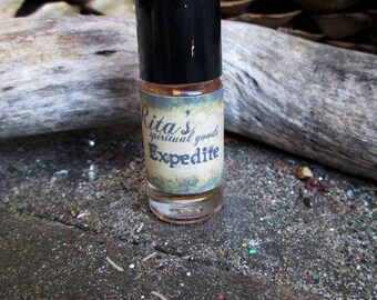 Rita's St. Expedite Hand Brewed Ritual Oil - Pagan, Magic, Hoodoo, Witchcraft