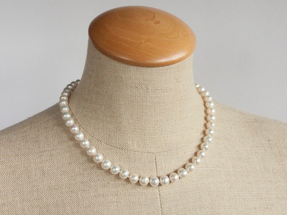 Classic White Pearl necklace freshwater by FirepanJewellery