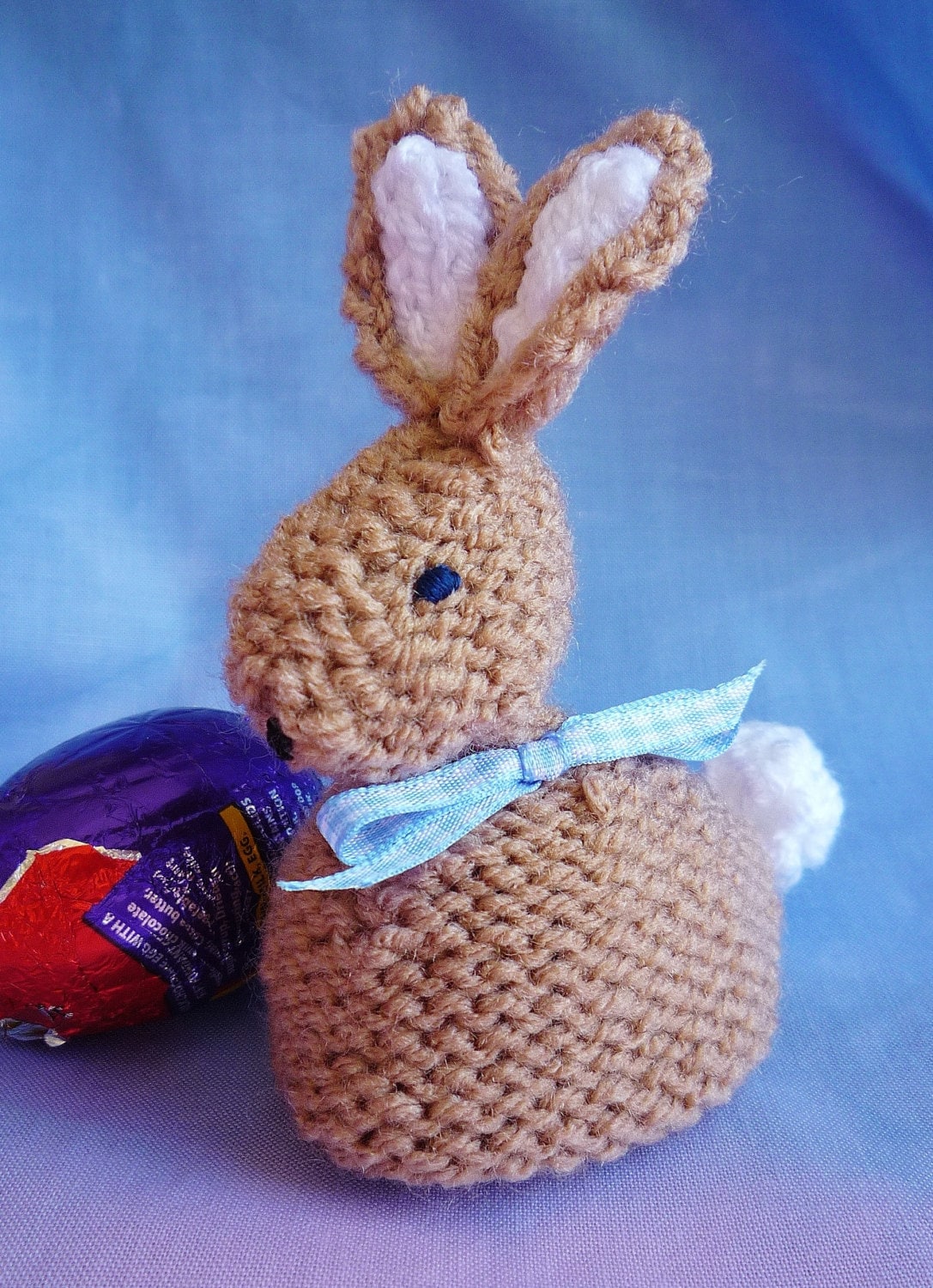 knitting pattern EASTER BUNNY creme egg cover