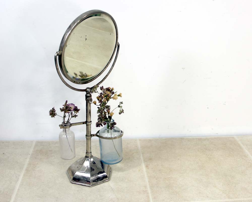 Vintage Shaving Mirror / Beveled Mirror On Stand