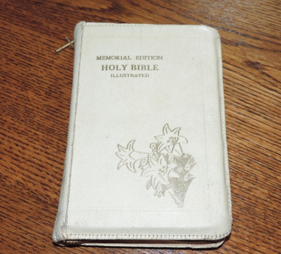 Memorial Edition Holy Bible Illustrated 1958 by VintyThreads