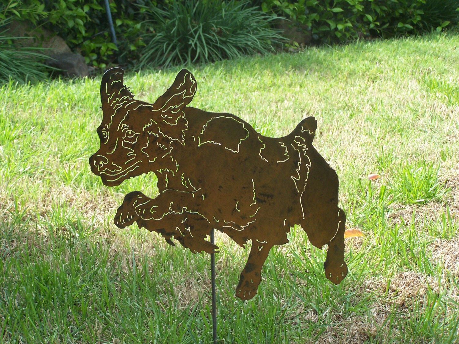 brittany spaniel garden statue