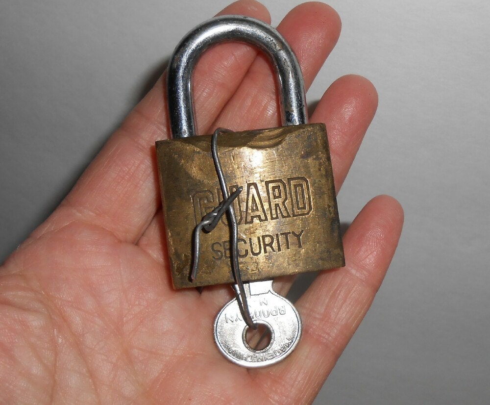 Vintage Guard Security padlock with key Brass padlock with key
