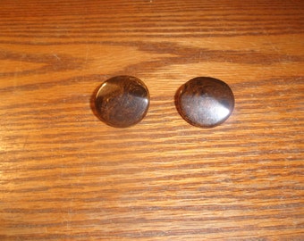 vintage clip on earrings brown marbled lucite