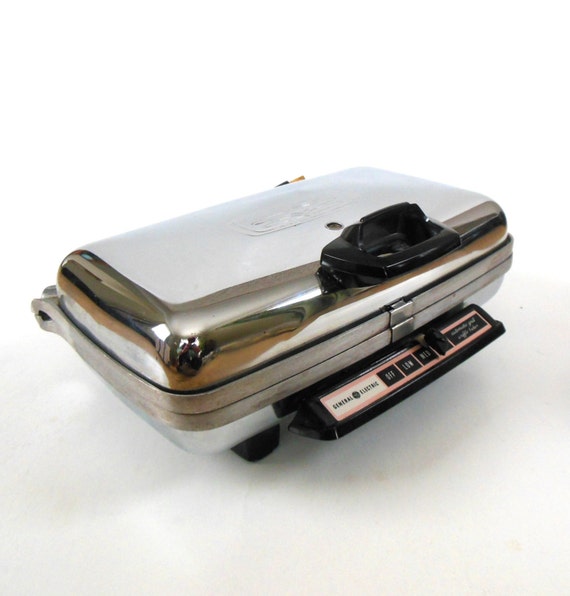 GE Waffle Iron Grill 34G42 General Electric Vintage Chrome