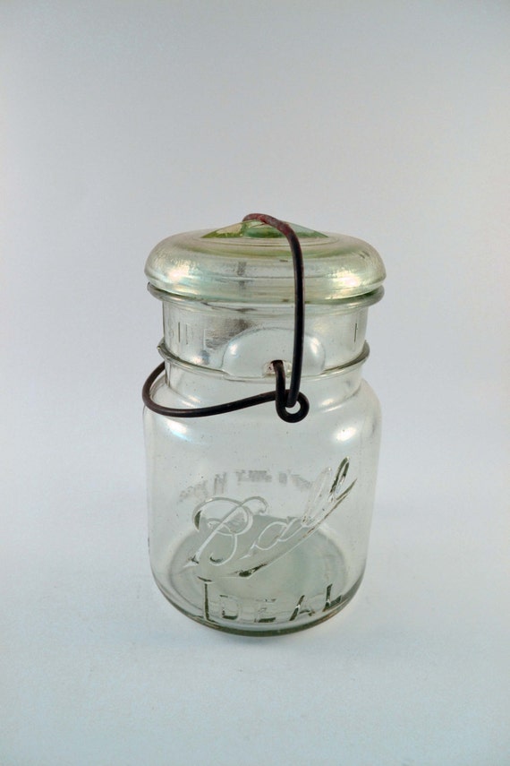 Vintage PintSize Clear Glass Drey Mason Jar with Glass Lid