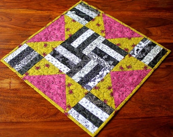 Halloween Table Topper, Quilted Table Mat, Candle Mat, Black White, Spiders, Quiltsy Handmade, SALE
