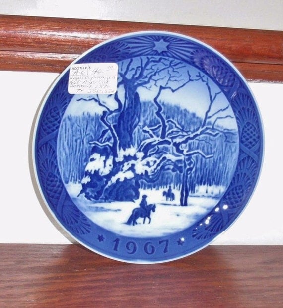 ROYAL COPENHAGEN PLATE The Royal Oak Porcelain Collector Blue White ...