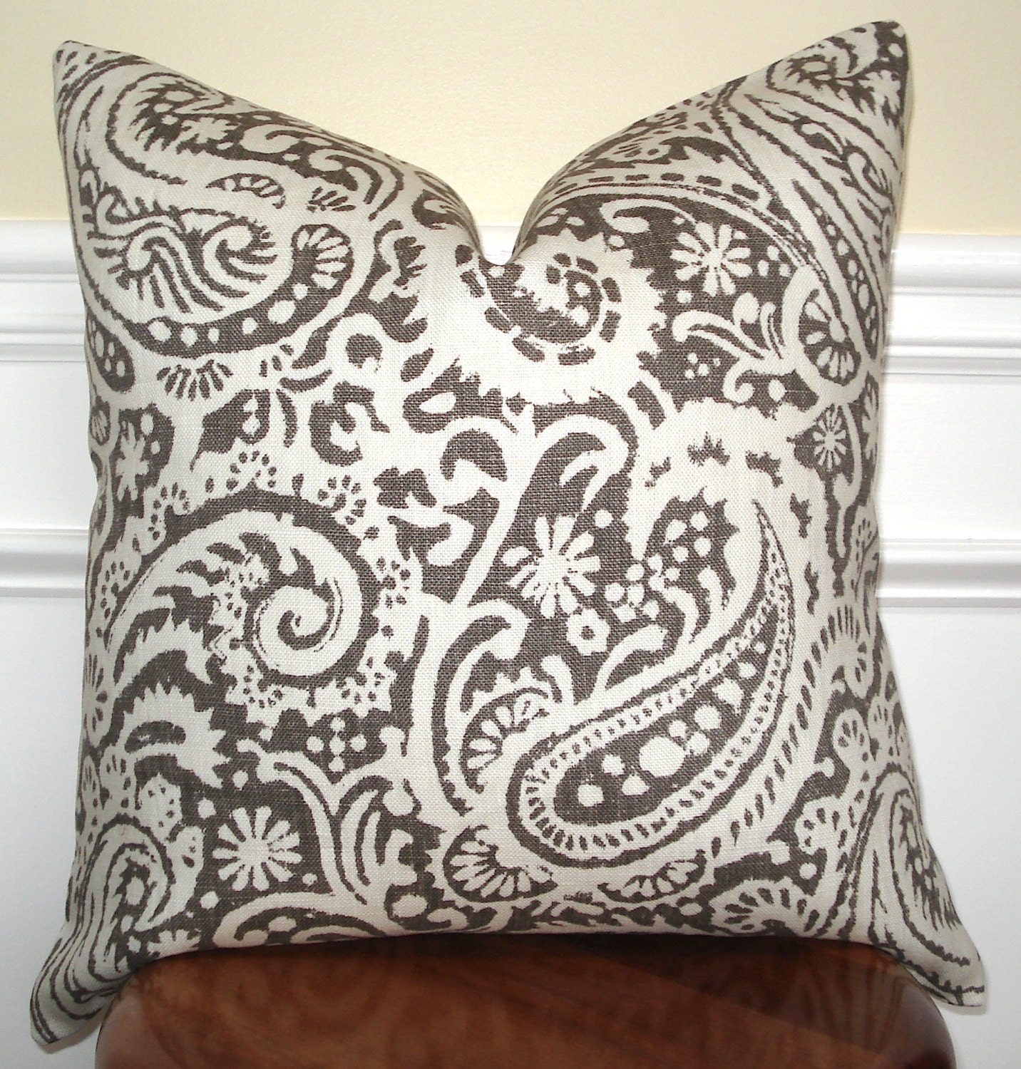 Paisley pillow cover. Brown and cream paisley linen pillow