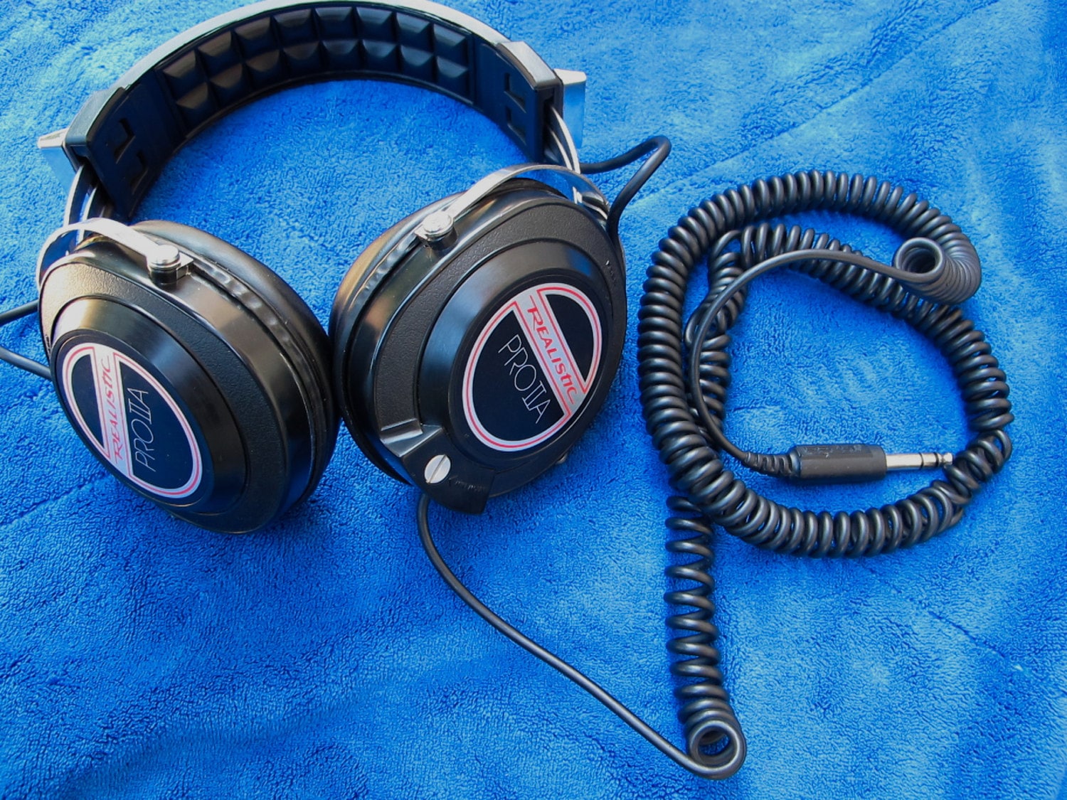 Radio Shack Realistic Pro 2A/Koss Pro 4AAA Headphones