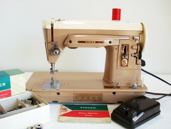 Vintage Singer 404 Slant Singer Sewing by LkWhatTheCatDraggedN
