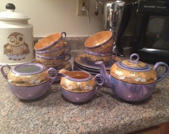 Where can you purchase antique Japanese tea sets?