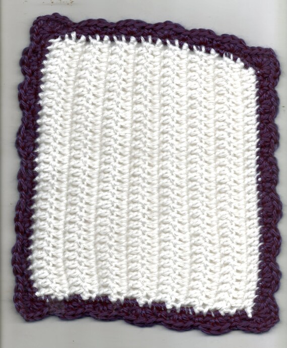 Double Crochet Dishcloth with Scalloped Edges by catsmeowcrocheter