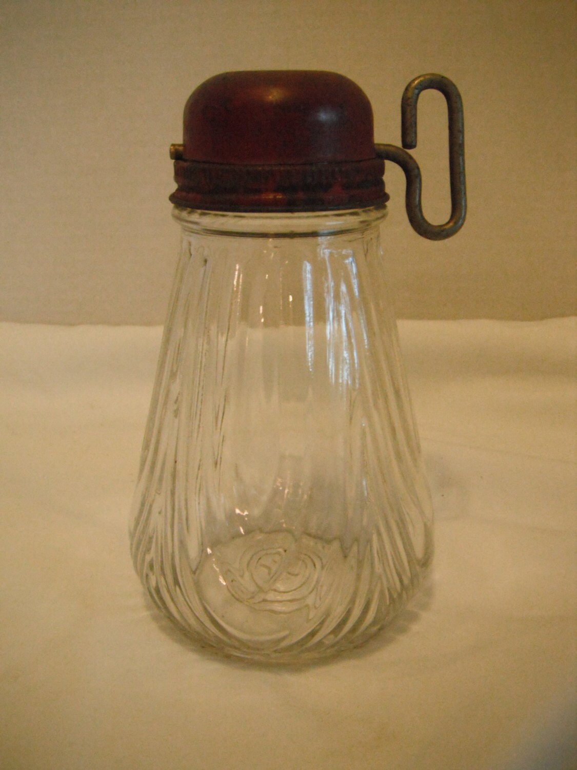 Vintage chopper glass with metal lid