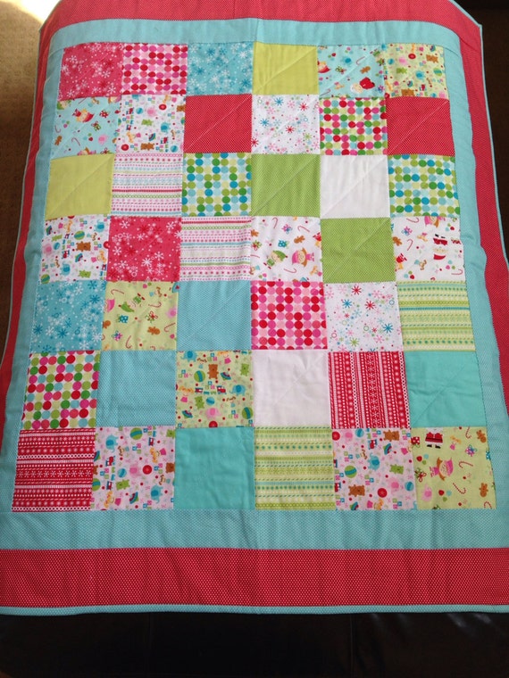 Items similar to Handmade Christmas baby toddler quilt 42"x37" Santa's