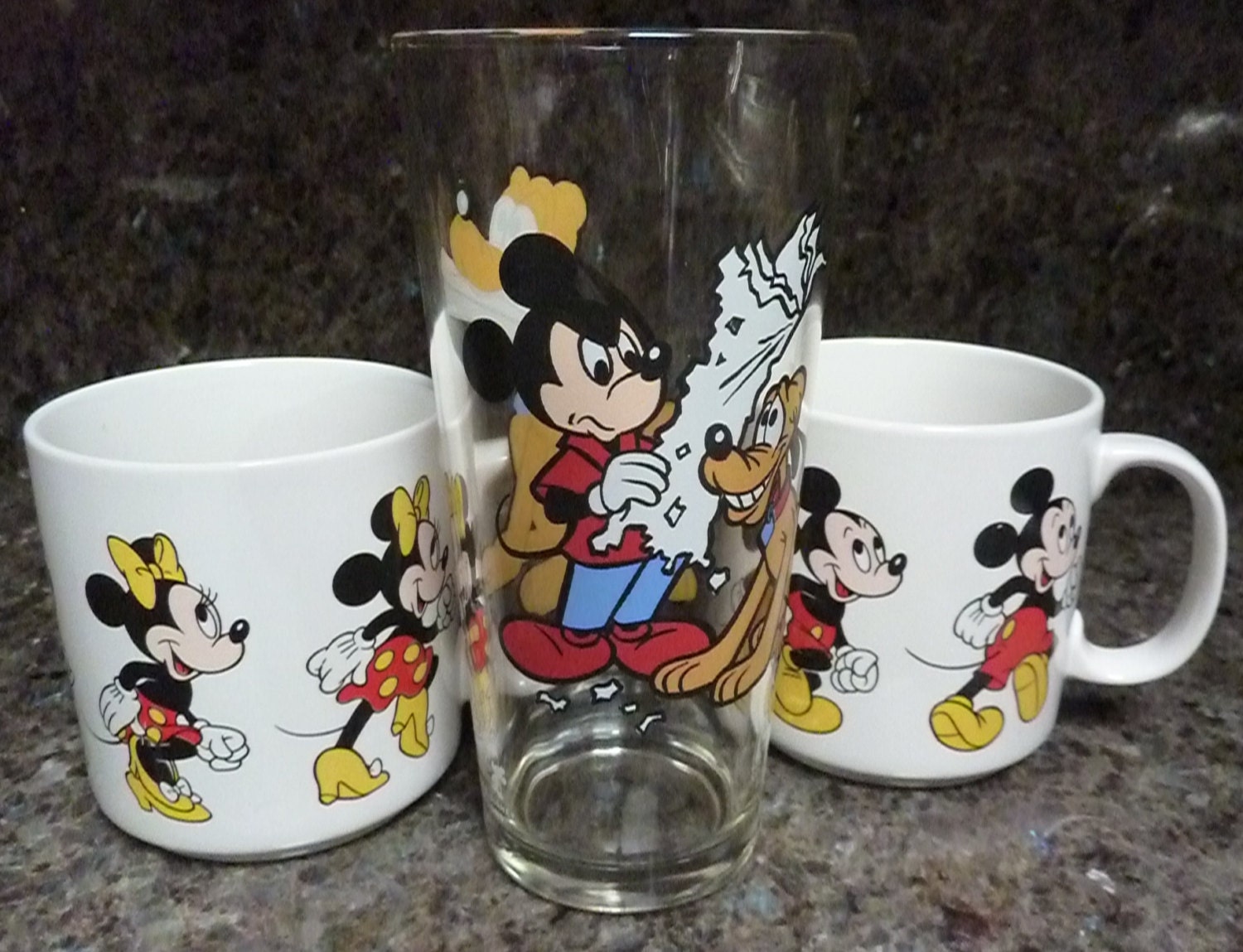 Disney Mickey Mouse Minnie Mouse Cup Mug Red White Black