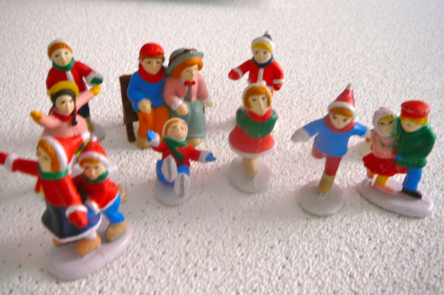 christmas village miniature figurines