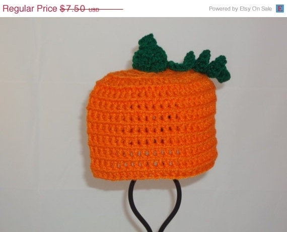 HALF OFF SALE! 9 to 12 Months Crocheted Pumpkin Hat - Crochet Pumpkin Hat Photo Prop for Babies