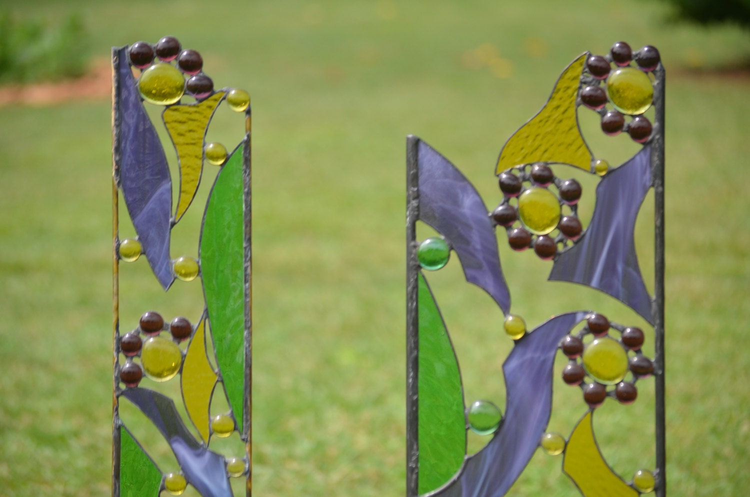 Stained Glass Garden Sculptures Yard Art in Pairs for your