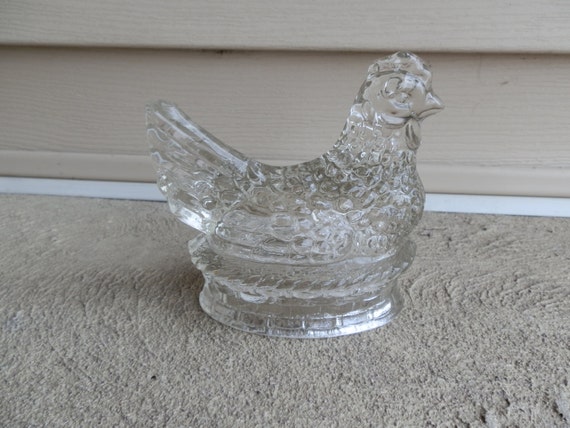 Vintage J H Millstein Co. Jeannette PA pressed glass chicken