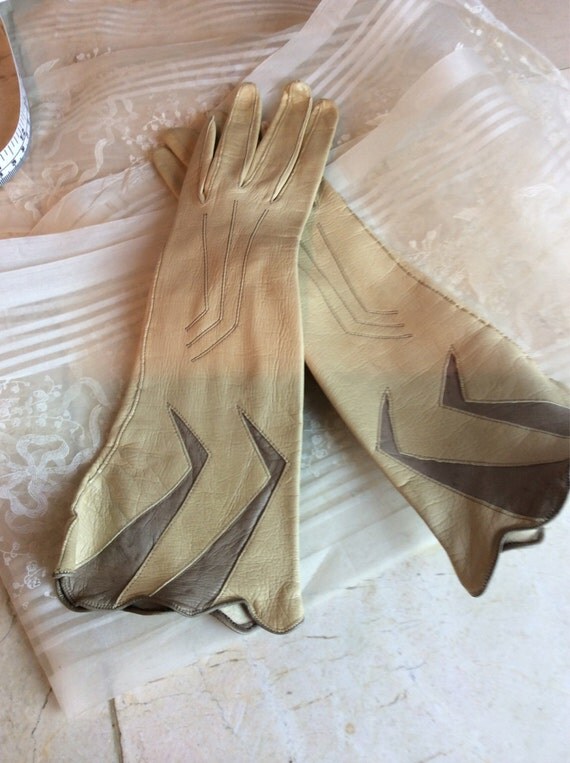 Vintage doeskin gloves twotone color camel and brown