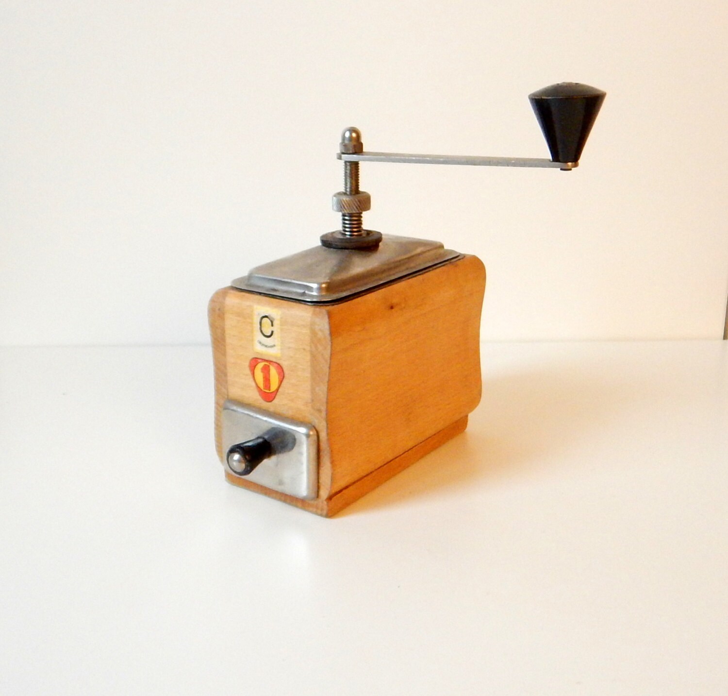 VINTAGE COFFEE GRINDER Wooden coffee grinder Wooden coffe