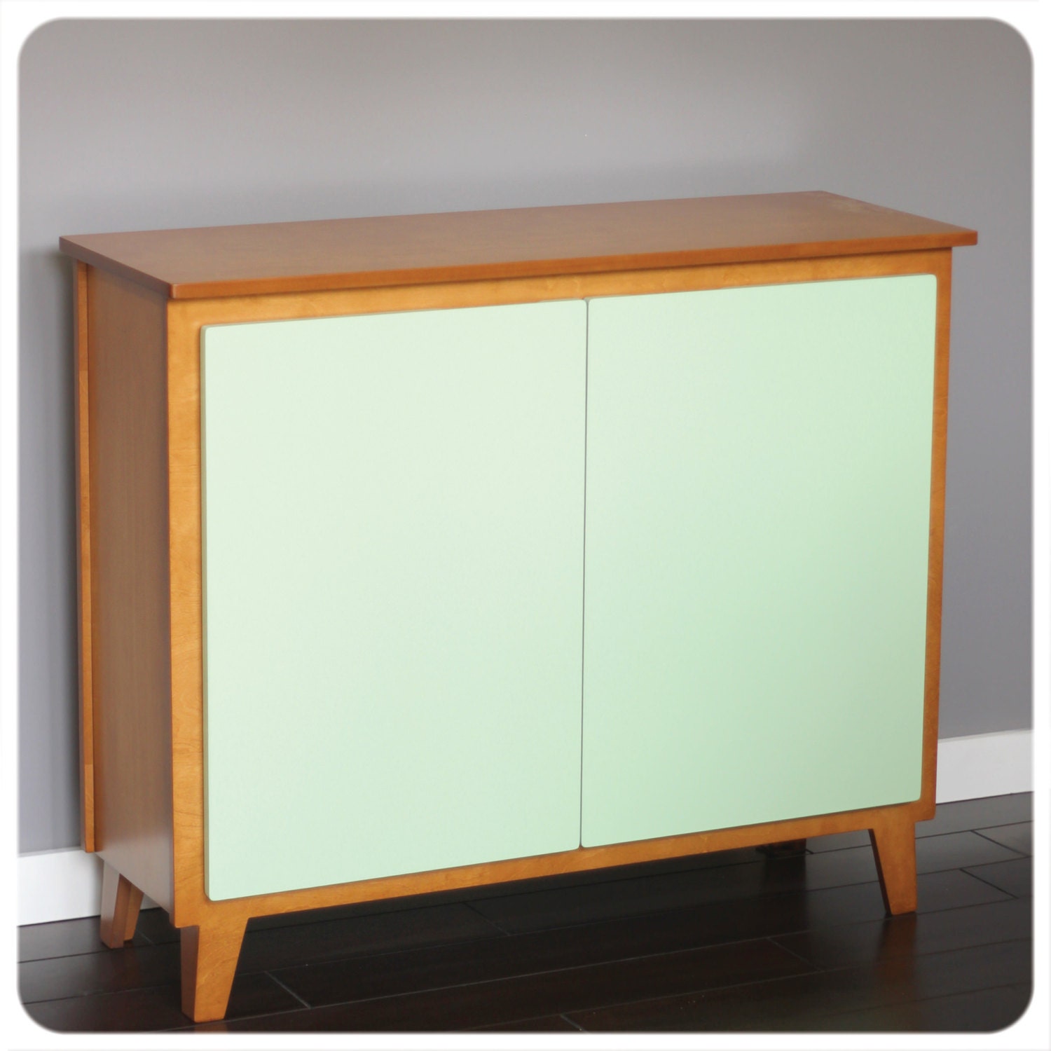 Modern Credenza Cabinet Mid-Century Modern Design in Blonde