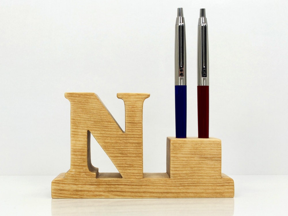 Pen Holder. Personalized wooden desk pen holder with letter