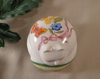 Sleeping Kitty Ceramic Keepsake - 1950