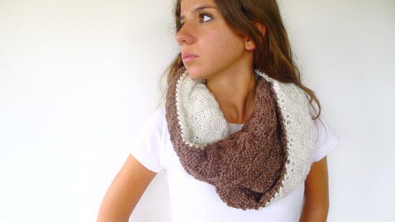 Bufandas de lana hechas a mano. Cuello de lana para mujer
