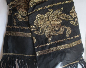 Popular items for black shawls on Etsy