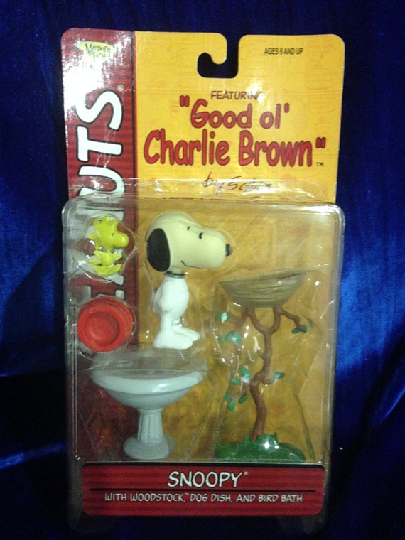 snoopy and woodstock dog toys