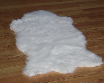 3' x 5' PURE WHITE soft Faux fur animal bear shape rug non-slip anti microbacterial foam backing for carpet and or wood floor washable