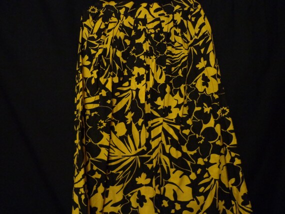 Black And Yellow Skirt 44