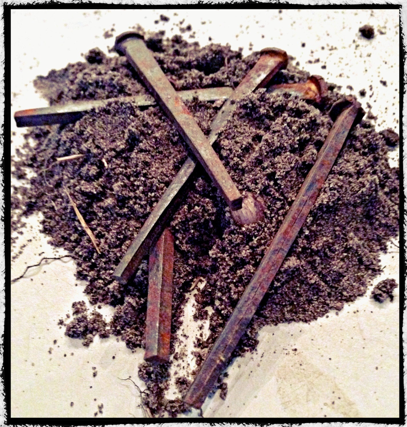 Throwing Dirt On A Coffin: A Global Perspective On Mourning - vm17ro9