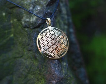 Beautiful Flower of Life Pendant, Sacred Geometry, Flower of life Necklace, Spiritual symbol, Hand-crafted, Crop-Circles