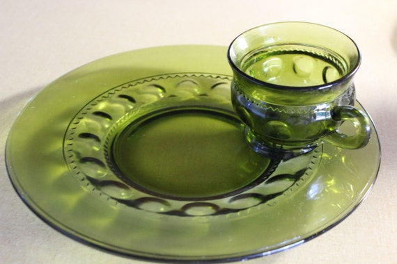 Items similar to Vintage Green Glass serving Dinner Plates and Cups ...