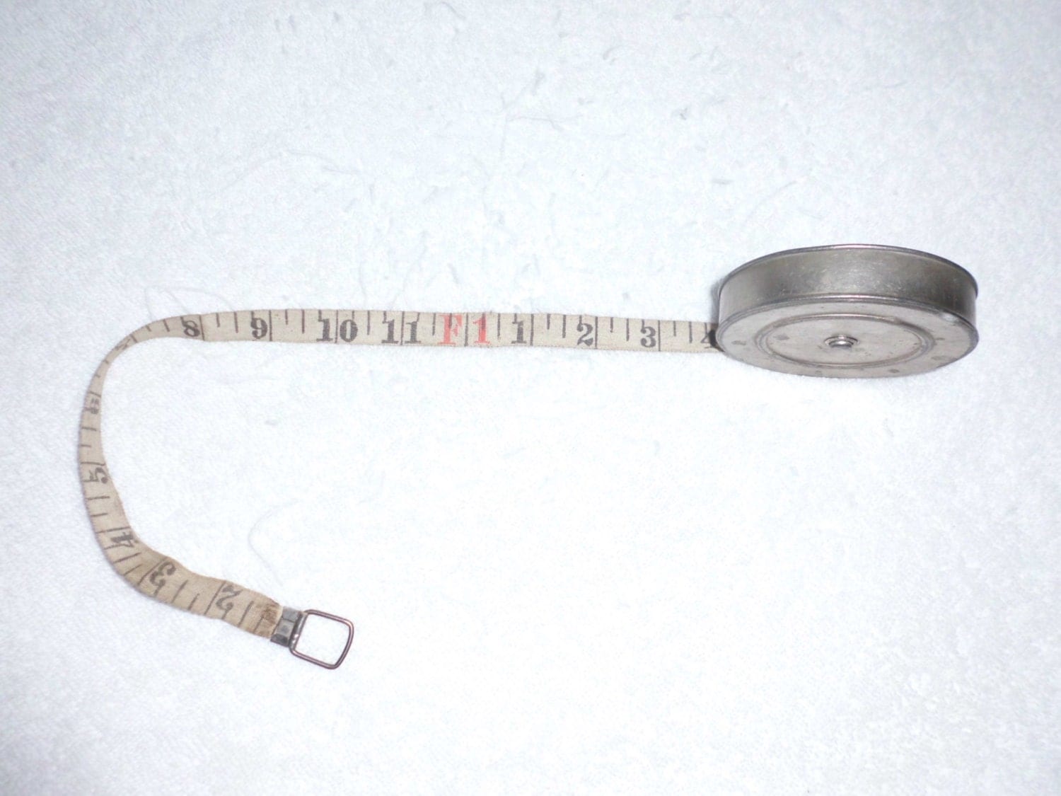 Vintage Sewing Windup Tape Measure